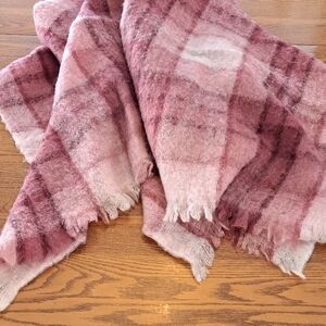 Cozy Pink Plaid Fringe Throw Blanket (Mohair)53 X 61 Inch